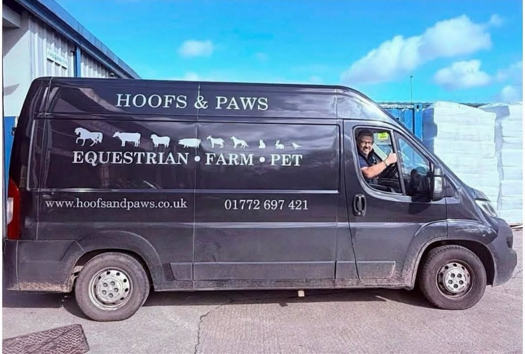 HoofsandPaws - Food4Paws